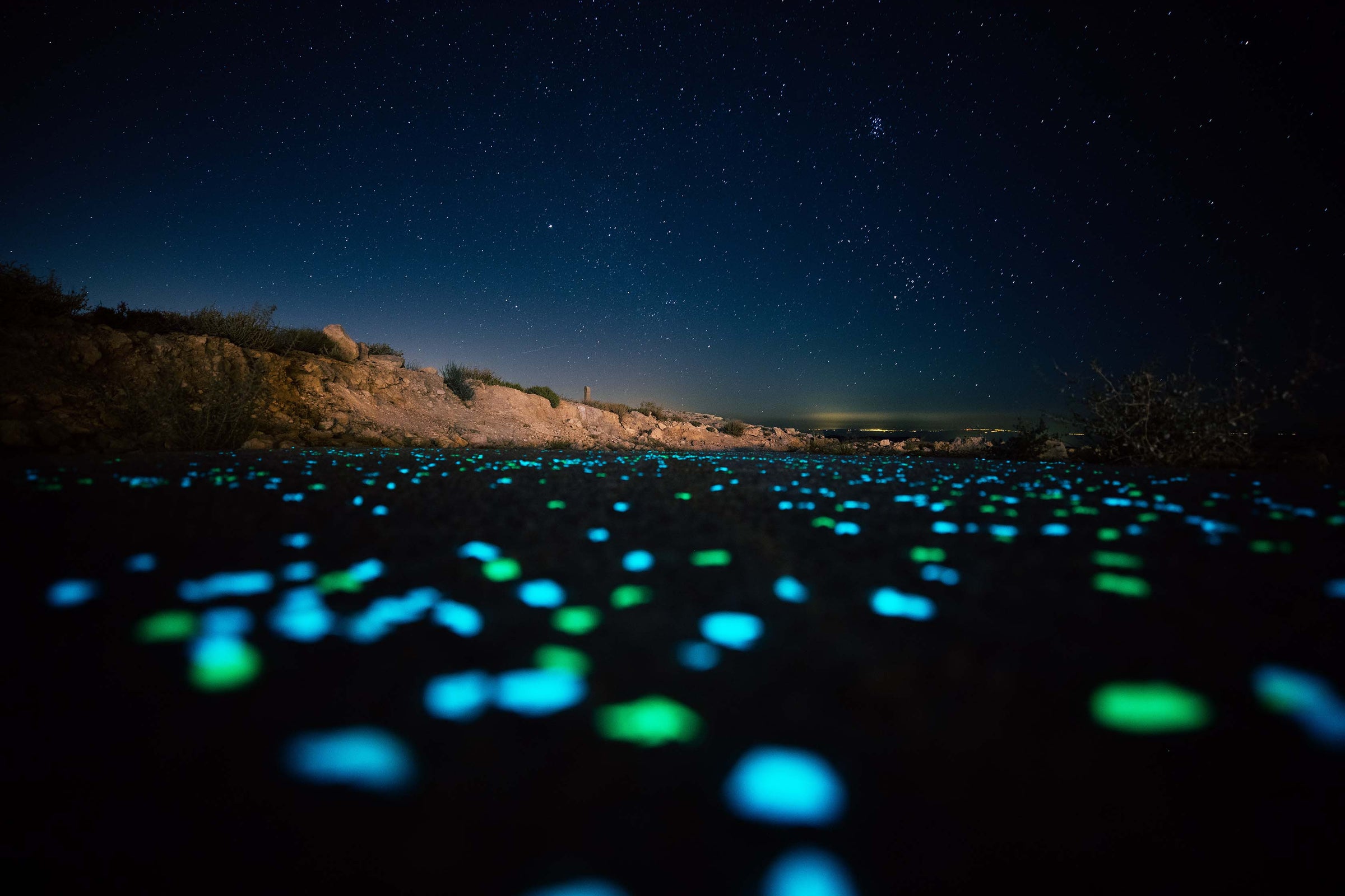 Ambient Glow Technology AGT™  Glow Stones, Glow Rocks, Glow Pebbles